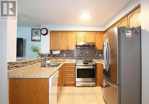 58 Feather Reed Way, Brampton, ON - Indoor Photo Showing Kitchen With Double Sink