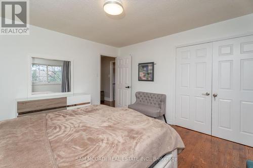 3006 Cornish Road, Mississauga (Erin Mills), ON - Indoor Photo Showing Bedroom