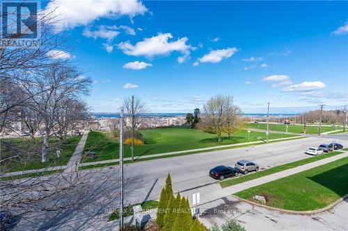 204 Concession Street, Hamilton (Centremount), ON - Outdoor With View