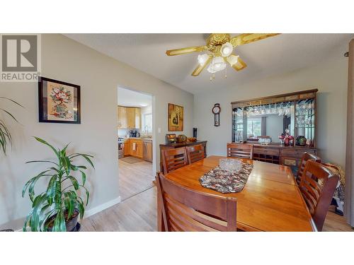 5913 Dividend Street, Oliver, BC - Indoor Photo Showing Dining Room