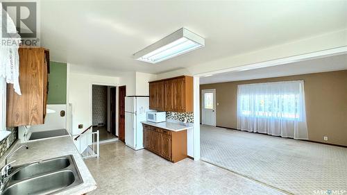 481 Caldwell Avenue, Craik, SK - Indoor Photo Showing Kitchen With Double Sink