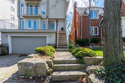 204 Concession Street, Hamilton, ON - Outdoor With Balcony With Facade