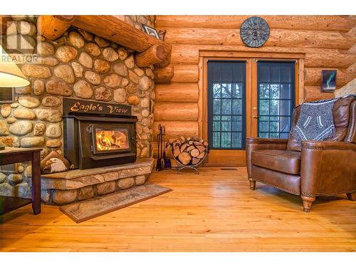 20 Valeview Road, Lumby, BC - Indoor Photo Showing Living Room With Fireplace