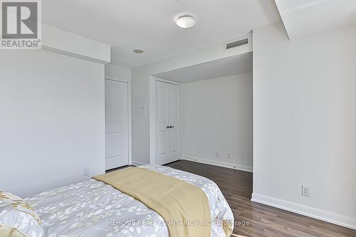 1616 - 17 Anndale Drive, Toronto (Willowdale East), ON - Indoor Photo Showing Bedroom