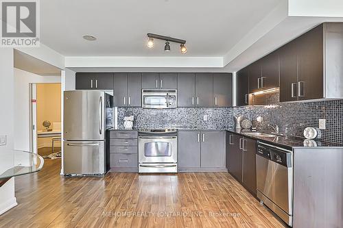 1616 - 17 Anndale Drive, Toronto (Willowdale East), ON - Indoor Photo Showing Kitchen With Stainless Steel Kitchen With Upgraded Kitchen