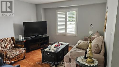 57 Vogue Street, Markham (Rouge River Estates), ON - Indoor Photo Showing Living Room