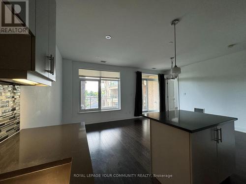 501 - 15277 Yonge Street, Aurora (Aurora Village), ON - Indoor Photo Showing Other Room