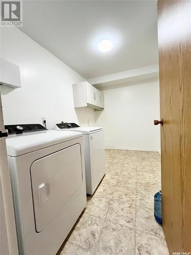 507 1580 Olive Diefenbaker Drive, Prince Albert, SK - Indoor Photo Showing Laundry Room