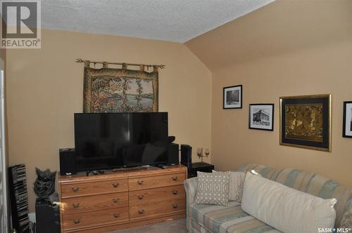 2345 Osler Street, Regina, SK - Indoor Photo Showing Living Room