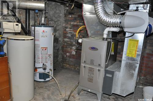 2345 Osler Street, Regina, SK - Indoor Photo Showing Basement