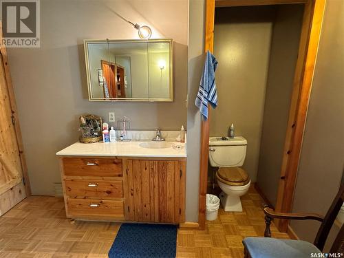 1402 Nikik Avenue, Missinipe, SK - Indoor Photo Showing Bathroom