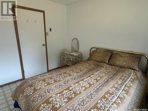 1402 Nikik Avenue, Missinipe, SK - Indoor Photo Showing Bedroom