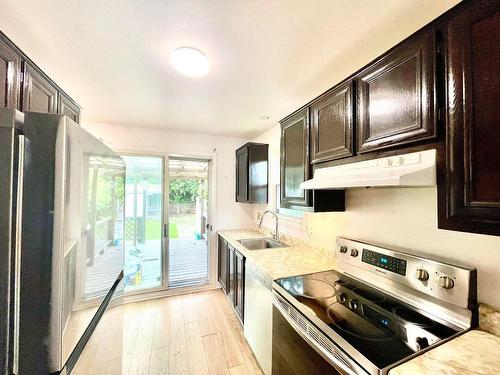 Cuisine - 1884 Rue Marchand, Laval (Duvernay), QC - Indoor Photo Showing Kitchen