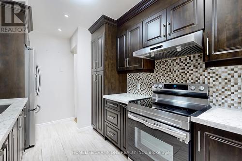 58 Verne Crescent, Toronto (Malvern), ON - Indoor Photo Showing Kitchen With Upgraded Kitchen