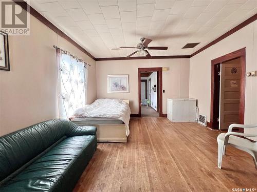 111 4Th Avenue W, Rosetown, SK - Indoor Photo Showing Bedroom