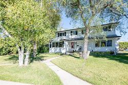 309 Booth Drive  Winnipeg, MB R3J 3M5