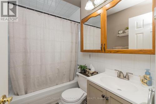 301 - 24 Ransom Street, Halton Hills (Acton), ON - Indoor Photo Showing Bathroom