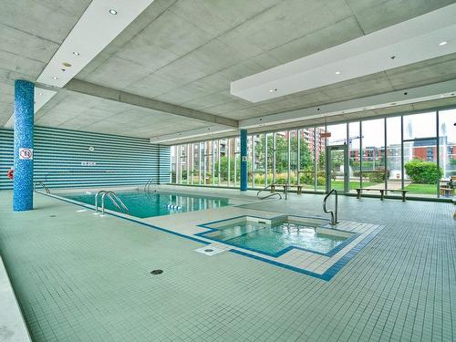 Pool - 1402-1280 Rue St-Jacques, Montréal (Ville-Marie), QC - Indoor Photo Showing Other Room With In Ground Pool