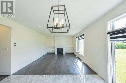 53 Hazelwood Pass, Thames Centre (Dorchester), ON - Indoor Photo Showing Other Room With Fireplace