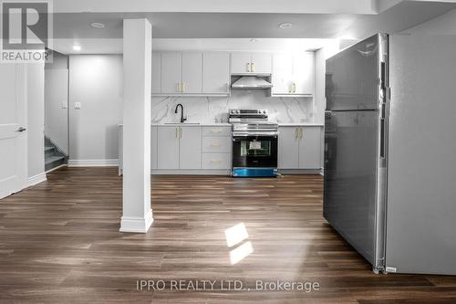 Bsmt - 10 Arctic Fox Crescent, Brampton (Sandringham-Wellington), ON - Indoor Photo Showing Kitchen