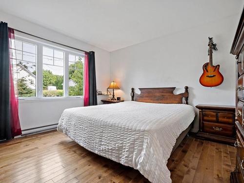 Master bedroom - 35 Rue Du Plateau, Mont-Blanc, QC - Indoor Photo Showing Bedroom