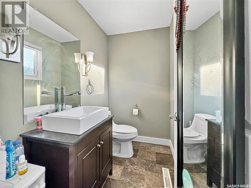 2051 97Th Street, North Battleford, SK - Indoor Photo Showing Bathroom