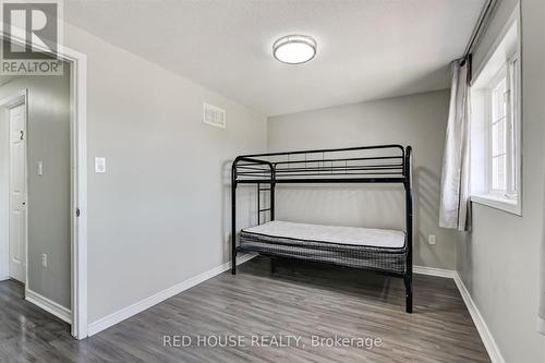 283 Dunsmore Lane, Barrie (Georgian Drive), ON - Indoor Photo Showing Bedroom