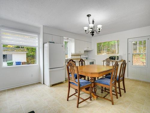 Cuisine - 1789 Ch. David, Prévost, QC - Indoor Photo Showing Dining Room