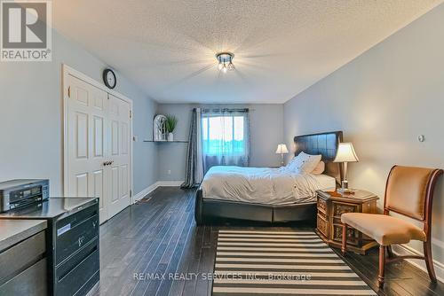 8 Ridelle Court, Brampton (Heart Lake West), ON - Indoor Photo Showing Bedroom