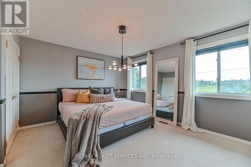 8 Ridelle Court, Brampton (Heart Lake West), ON - Indoor Photo Showing Bedroom