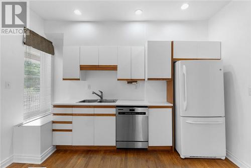 248 John Street, Sudbury, ON - Indoor Photo Showing Kitchen With Double Sink