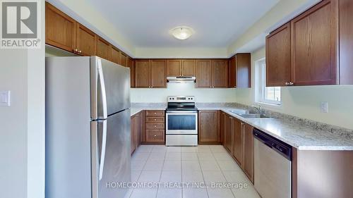 2639 Deputy Minister Path, Oshawa (Windfields), ON - Indoor Photo Showing Kitchen With Stainless Steel Kitchen With Double Sink