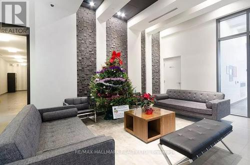 2211 - 20 Bruyeres Mews, Toronto (Niagara), ON - Indoor