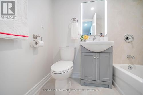 1209 - 1950 Kennedy Road, Toronto (Dorset Park), ON - Indoor Photo Showing Bathroom