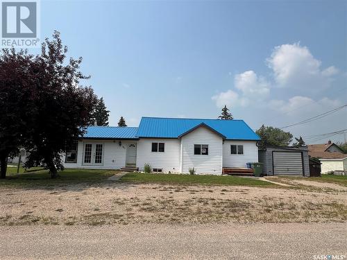 301 Virginia Avenue, Imperial, SK - Outdoor