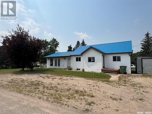 301 Virginia Avenue, Imperial, SK - Outdoor