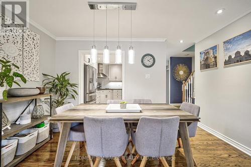 5 - 140 Ripley Court, Oakville, ON - Indoor Photo Showing Dining Room