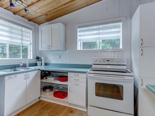 Kitchen - 65 Ch. White, Harrington, QC - Indoor Photo Showing Kitchen With Double Sink