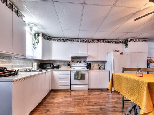 Dwelling - 2090 Route 122, Saint-Cyrille-De-Wendover, QC - Indoor Photo Showing Kitchen With Double Sink