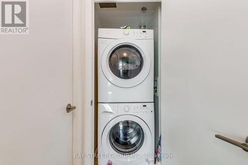 2603 - 9 Bogert Avenue, Toronto (Lansing-Westgate), ON - Indoor Photo Showing Laundry Room