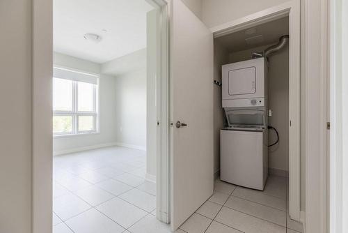 320 Plains Road|Unit #517, Burlington, ON - Indoor Photo Showing Laundry Room