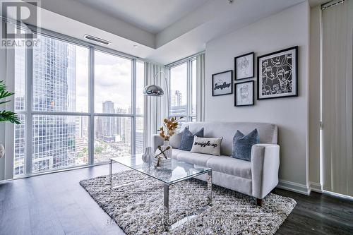 1808 - 11 Bogert Avenue, Toronto (Lansing-Westgate), ON - Indoor Photo Showing Living Room