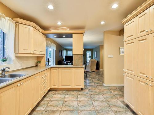 Kitchen - 12 Ch. De Rambervillers, Lorraine, QC - Indoor Photo Showing Kitchen