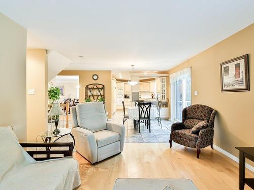 Family room - 12 Ch. De Rambervillers, Lorraine, QC - Indoor Photo Showing Living Room