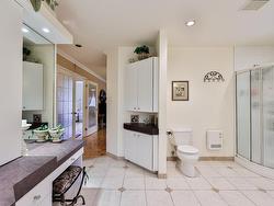 Ensuite bathroom - 