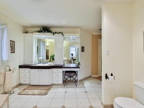 Ensuite bathroom - 12 Ch. De Rambervillers, Lorraine, QC - Indoor Photo Showing Bathroom