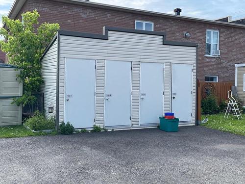 Storage - 100A  - 102B Rue Bouthillier N., Saint-Jean-Sur-Richelieu, QC - Outdoor