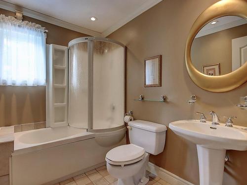 Salle de bains - 336 Rue Jean-Talon, Saint-Jean-Sur-Richelieu, QC - Indoor Photo Showing Bathroom