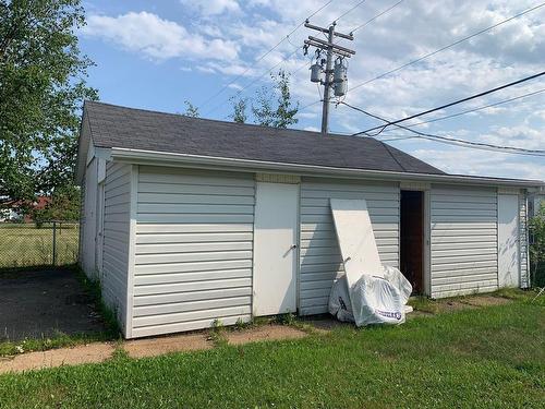 Garage - 485 Av. Franquelin, Sept-Îles, QC - Outdoor With Exterior