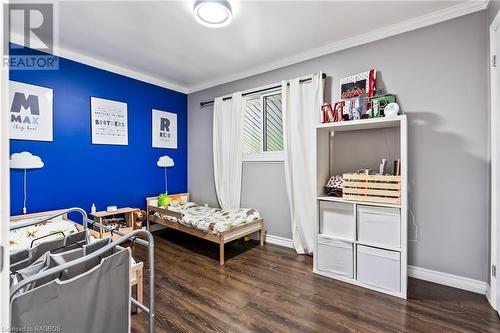 227 12Th Avenue, Hanover, ON - Indoor Photo Showing Bedroom